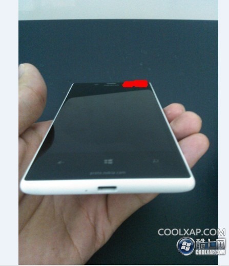 Nokia Lumia 820